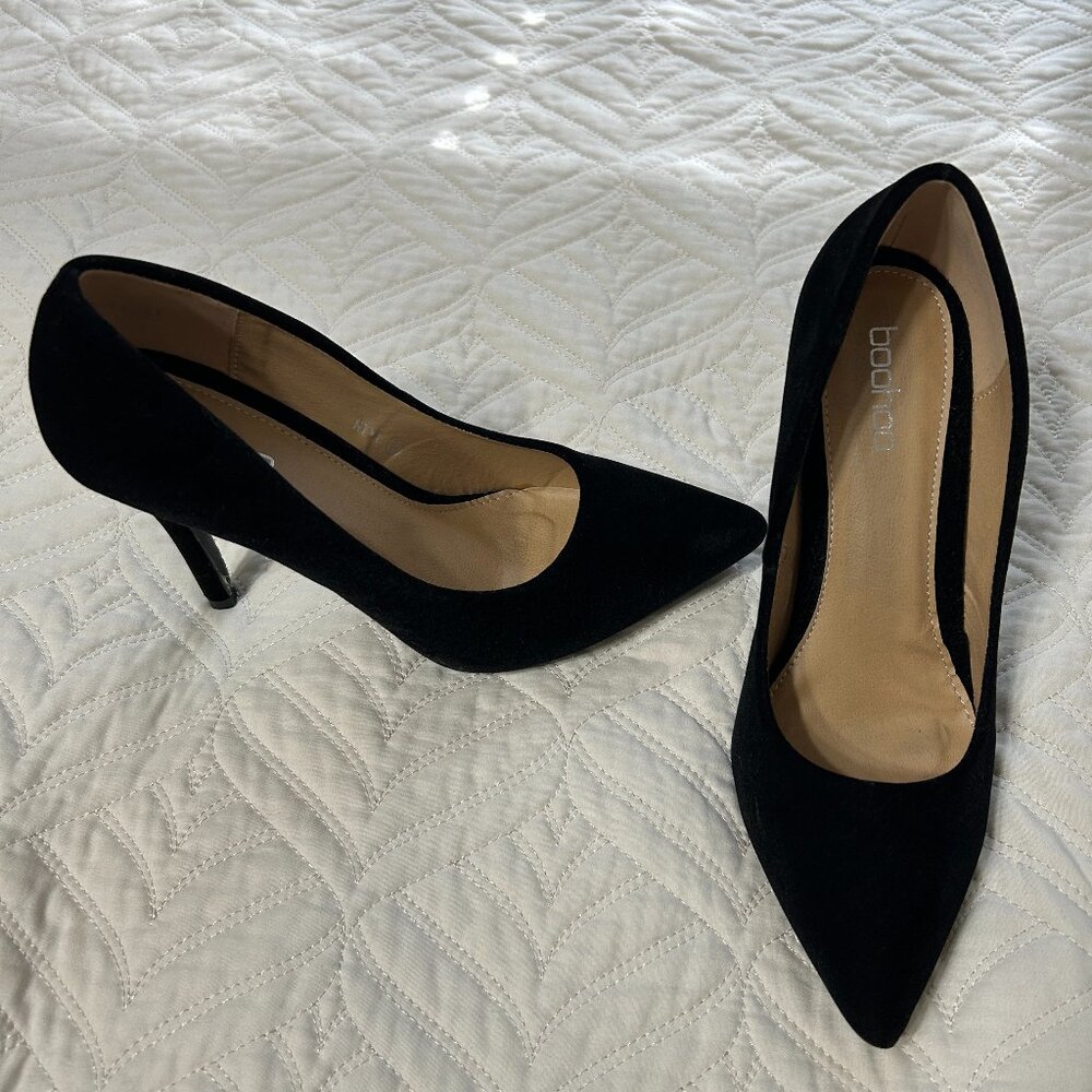 Pointed Court Shoes
